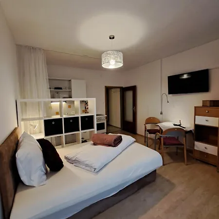 - Kaiserburg Apartament