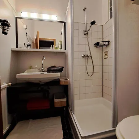- Kaiserburg Apartament